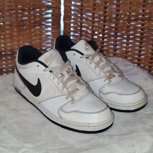 Nike Prestige White Black Swoosh Soles Shoes 11
